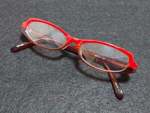 新品 メガネ　眼鏡　高級感　上品　セルフレーム　赤　レッド 綺麗