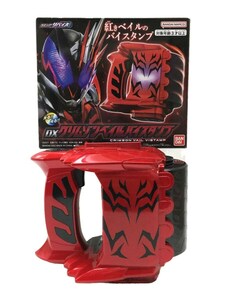 BANDAI◆仮面ライダーリバイス DXクリムゾンベイルバイスタンプ