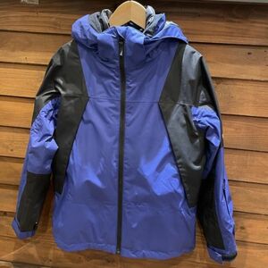 ノースフェイス NSJ62273 Snow Triclimate Jacket スノートリクライメイトジャケット キッズ ラピスブルー 140cm LB 新品 未使用 正規品