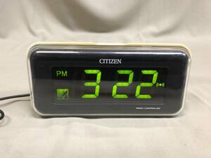 CITIZEN 置き時計　電波時計　8RZ028