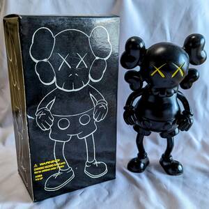 KAWS x バウンティーハンター x RealMad Hectic 