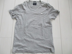 ABERCROMBIE & FITCH アバクロ Tシャツ 灰 半袖