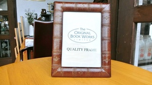 イギリス製 写真立て The Original Book Works Quality Frame