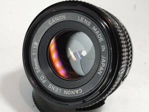 ★外観・光学美品/動作良好★ CANON キャノン New FD 50mm f1.8 比較的いいコンディションのいキャノンのオールドレンズです！#2416