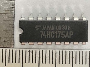 DIP Quad D-Type Flip Flop with Clear TC74HC175AP (出品番号668) 東芝（TOSHIBA） 
