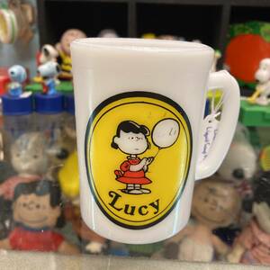 ヴィンテージ★ＡＶＯＮ社　70ｓ　ＳＮＯＯＰＹ　ＬＵＣＹ　ソープ　マグカップ★レトロ、スヌーピー、ルーシー、ミルクグラス