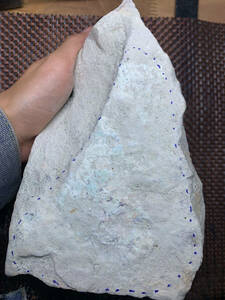 極品　明料　冰種翡翠原石　重さ２.７６キロ