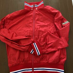 △champion チャンピオン ウィンドブレーカー sサイズ　裏アルミ地　赤　サッカー　野球　ジョギング　サウナスーツ