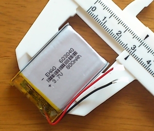 リポ　バッテリー 3.7V　800mAh　603040（6 x 30 x 40mm）