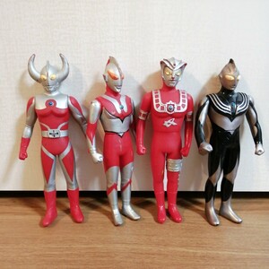 ウルトラマンフィギュア他まとめて出品