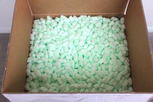 梱包用 緩衝材 ( 緑 ) 140サイズ箱入り 送料込み