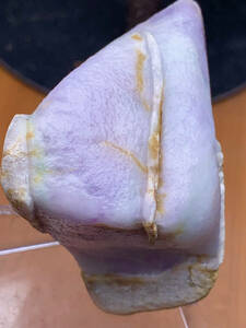 極品　明料　冰種紫羅蘭翡翠原石　重さ272グラム