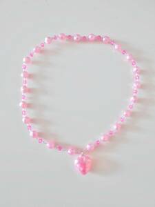 ◆未使用◆ビーズ風　ハートが付いたネックレス・ペンダント　　ピンク色