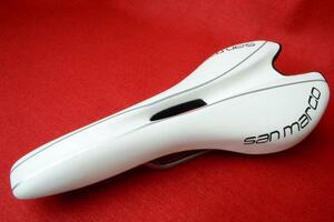 新品★selle san marco★セラサンマルコ★PONZA★Arrowhead★ポンザ★アローヘッド★穴開き★軽量◆白A★ B3