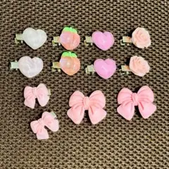 ピンクの花モチーフミニヘアピン 子供から大人まで可愛いヘアアクセ