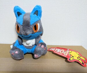 2005年製　ポケモンセンター限定　ルカリオドール ぬいぐるみ タグ付き　ポケットモンスタードール人形クッション　ピカチュウ