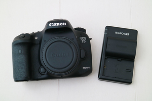 ＜ キヤノン ＞ Canon EOS 7D mark II ボディ ＜ 7D マーク２ ＞