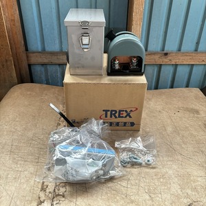 TREX　トレクス　純正部品　バッテリースイッチ用　未使用保管品　ステンレス　スイッチケース　トラック　ダンプ　フルハーフ　トレーラー