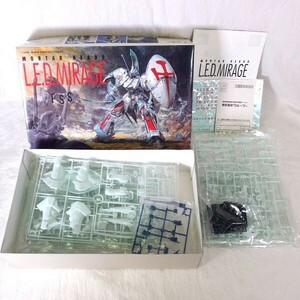 【希少/メーカーエラー品/未開封】WAVE 1/100 レッドミラージュ ファイブスター物語/L.E.D.MIRAGE ウエーブ/80サイズ