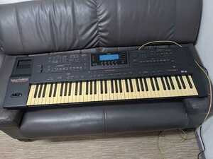 Roland ローランド シンセサイザー G-800 76鍵盤　64ボイス32パート