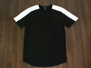 ●フォーエバー21★FOREVER21★半袖Tシャツ XＳ 黒白 カットーソー