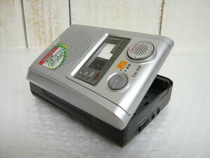 昭和レトロ 当時物「AIWA アイワ カセットレコーダー 音声起動 TP-VS550 通電確認」CASSETTE RECORDER カセット プレーヤー ポータブル