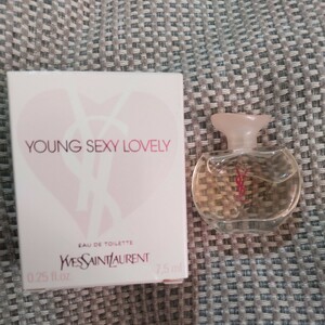 YVESSANTLAURENT イブサンローラン　YOUNG SEXY LOVELY 香水　7.5ml 残量多め　現状品