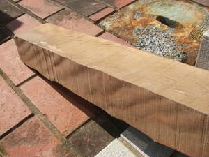 イスノキ（無垢）の変板・H49　縮杢　日本で一番堅い珍しい木材です