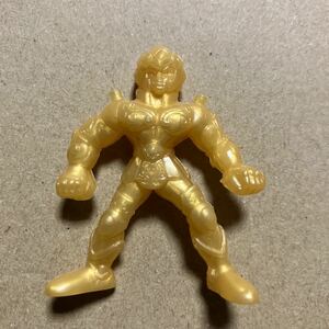 聖闘士星矢 消しゴム フィギュア ゴールド 金色 メタリック アイオリア パーツ欠品 検索用 クロス 聖衣 ガシャポン 食玩 キン消し