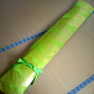 ★琴カバー 琴油単（ゆたん）　絹袋帯リメイク　黄緑色地　波柄金糸刺繍