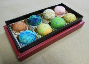 　手芸品 / 針刺し / ピンクッション / 指に着けるリングピンクッション / ペットボトルキャップDIY / 手仕事品　　