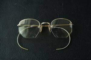 Beautiful Vintage eyeglasses American Art Craft USA Gold-plated