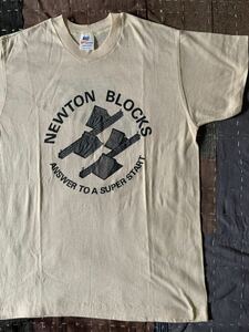 70s 80s ナイキ vintage Tシャツ オレンジスウォッシュ USA製 アメリカ製 NIKE スターティングブロック newton blocks ビンテージ 陸上