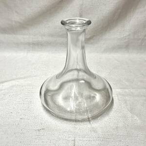 ガラスの花器　花瓶　壺　ワインデキャンタ（4248）