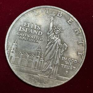 アメリカ 硬貨 古銭 エリス島 1906年 自由の女神 アメリカへの玄関口 松明 「新たな巨像」銘 記念幣 コイン 銀貨 外国古銭 海外硬貨