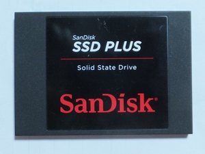 ScanDisk製2.5インチ 120GB SATA SSD SDSSDA-120G