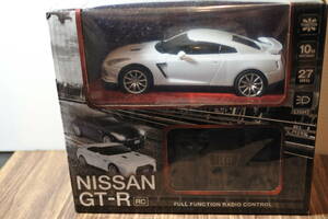 ニッサン　GT-R　ラジコンカー　未使用未開封品