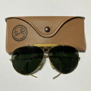 アメリカンヴィンテージ　レイバン Ray-Ban 刻印『B&L RAYBAN USA』ティアドロップ 1970s