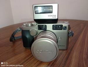 GD66 【美品】 CONTAX コンタックス G2　Carl Zeiss Planar 2/45　CONTAX TLA 200 防湿庫保管品 動作確認OK 本体 レンズ ストロボ セット