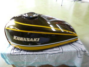 Kawasaki（カワサキ）Z1，Z2タイガーカラー、タンク、テールカウル、サイドカバーは黒　SET　1円スタート中古売り切り