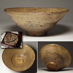 慶應◆朝鮮古陶 16世紀 李朝時代前期 鶏龍山窯 無地刷毛目茶碗 漆塗り時代箱 高麗茶陶 茶道具