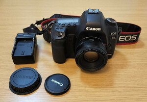 Canon EOS 5D markⅡ ボディ　レンズとバッテリーはおまけ