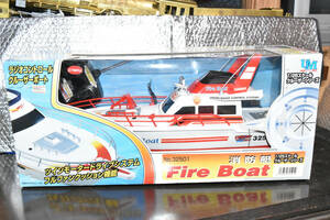 今年もこの時期がやってきました！売り切ります。1/25　消防艇　ボートラジコン　クルーザーシリーズ