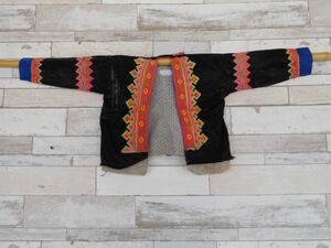 モン族女性ジャケットNO.13 hmong メオ族苗 インドシナ　ラオス　民族衣装　本物　手仕事　刺繍
