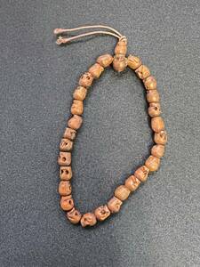 ウッド 【ドクロ ブレスレット】 がいこつ 髑髏 骸骨 天然木 木彫り スカル バングル アクセサリー 数珠