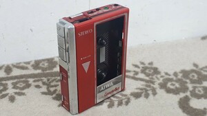 【ジャンク】カセットプレーヤー アイワ HS-P6 カセットボーイ 赤 ポータブル ステレオ AIWA 単4電池 CassetteBoy 八王子市 引き取りOK
