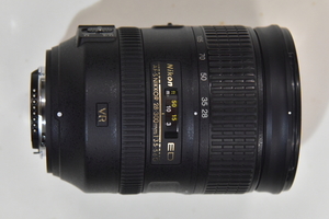 Nikon ニコン 28-300mm f/3.5-5.6G ED VR ソフトケース　レンズフィルター３枚付　中古品　
