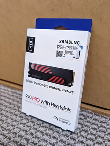 サムスン Samsung 990 PRO with Heatsink 4TB MZ-V9P4T0G-IT 【NVMe SSD M.2 ヒートシンク】【送料無料】