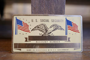 Deadstock デッドストック　US SOCIAL SECURITY 社会保障局　タグ　ネームプレート　アメリカ製　アルミ　世田谷ベース　DIY　星条旗