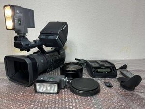 SONY業務用ビデオカメラ　HDR-AX2000 付属品多数　動作良好　ワイコン付き　動作OK 正常動作品